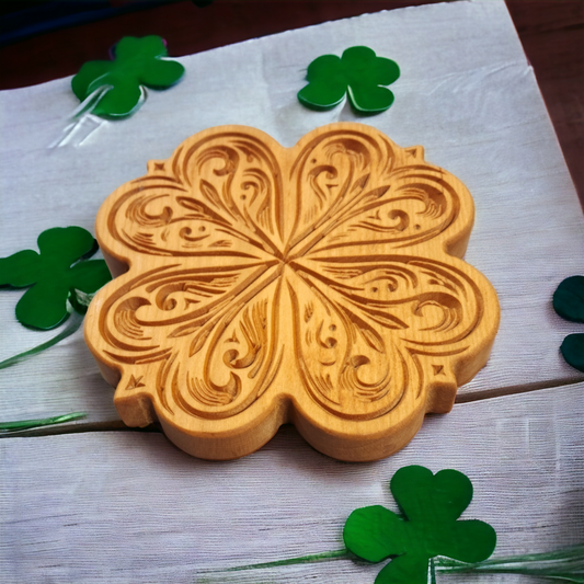 Clover Trivet